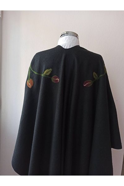 AYNALI BOHÇA Women's Black Wool Felting Poncho Shawl