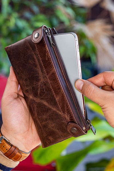 Garbalia Unisex Brown Portfolio Wallet
