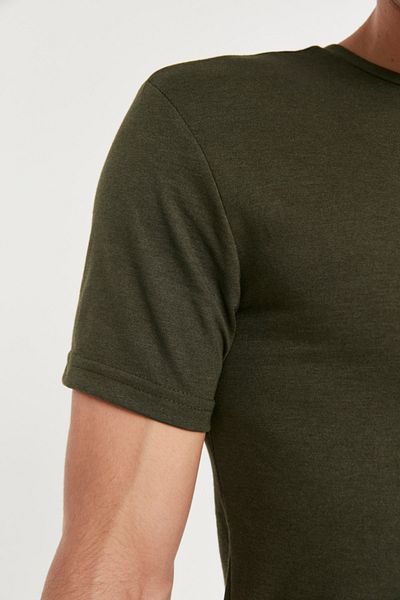 Trendyol Collection Khakifarbenes T-Shirt mit kurzen Ärmeln und normaler Passform – TMNSS22TS0271