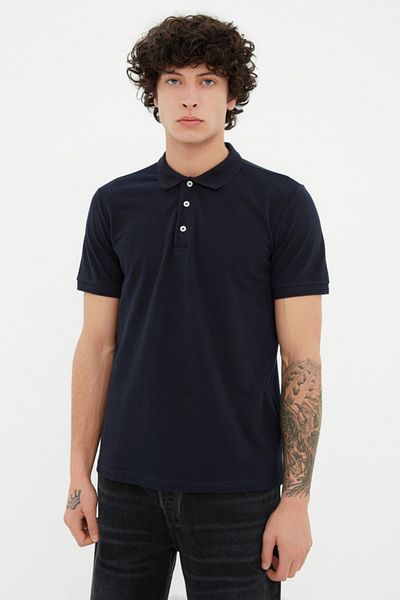Trendyol Collection Marineblaues Slim Fit T-Shirt mit strukturiertem Polokragen - TMNSS20po0009