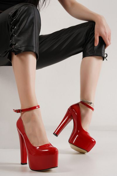MASSOLE Platform Red Patent Leather New Season Stylish Handmade Domestic Production
