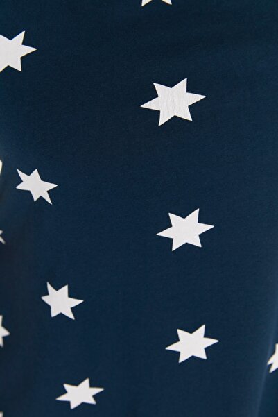 Trendyol Curve Μίνι πλεκτό νυχτικό με μπλε λουράκι με αστεράκι TBBSS22GC0049