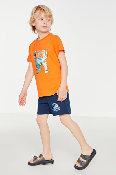 TRENDYOLKIDS Chlapecké pletené šortky a Bermudy s licencí Jurrasic World Prin...