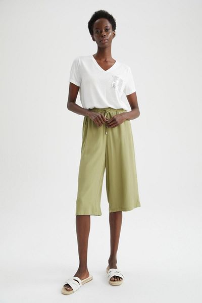 DeFacto Relax-Fit-Caprihose aus Viskose mit hoher Taille und Schnürung