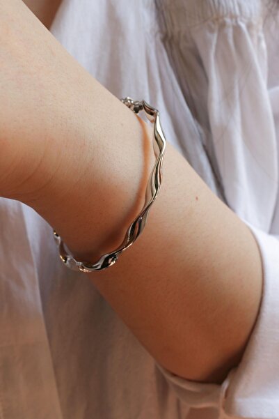 Akay Kuyumcu & Pırlanta Burgulu 5mm Kalın Kelepçe 14 Ayar Beyaz Altın