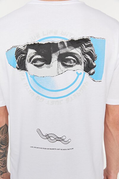 Trendyol Collection Біла oversize/широкого крою короткорукавна футболка з художнім принтом, 100% бавовна TMNSS21TS3668