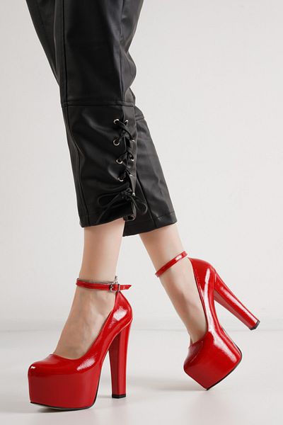 MASSOLE Platform Red Patent Leather New Season Stylish Handmade Domestic Production