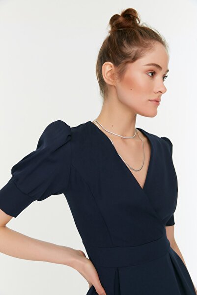 Trendyol Collection Sötétkék duplasoros galléros korcsolyázó/övnyitó mini szövött ruha TWOSS20EL1639