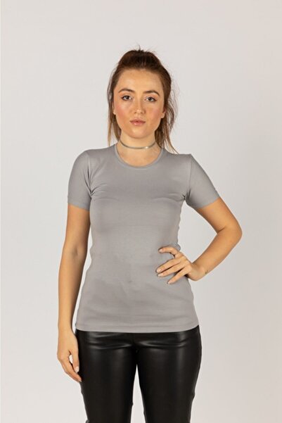 NOBLE STORE رقبة دائرية نصف كم جسم من القطن الليكرا الممشط