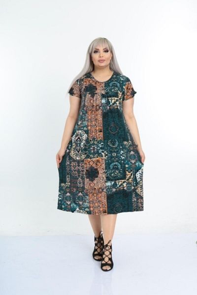 Hazinedan Κοντομάνικο φόρεμα με έθνικ σχέδιο Lycra Plus Size