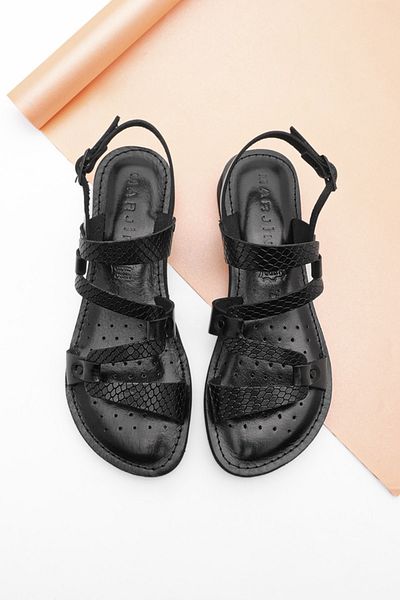 Marjin Sandalette - Schwarz - Flacher Absatz