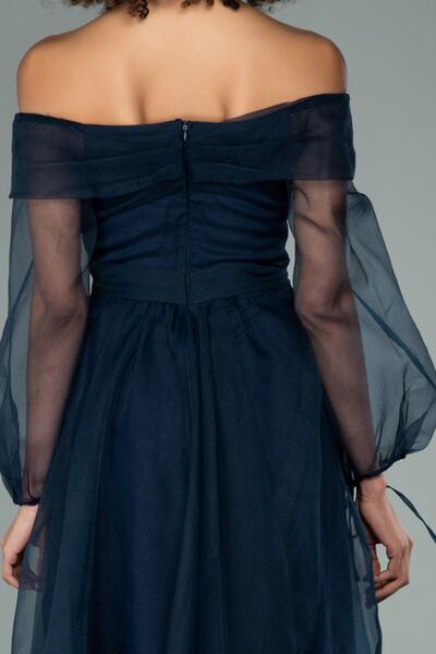 Abiyefon Темно-синя вечірня сукня з декольте на нозі та рукавом-балон