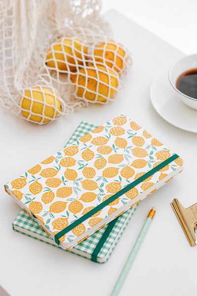 Matt Notebook Set de 2 caiete 13x21 Lămâie cu dungi elastice