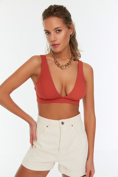 Trendyol Collection Τοπ μπικίνι με μακρύ τρίγωνο κανέλας TBESS22BU0351
