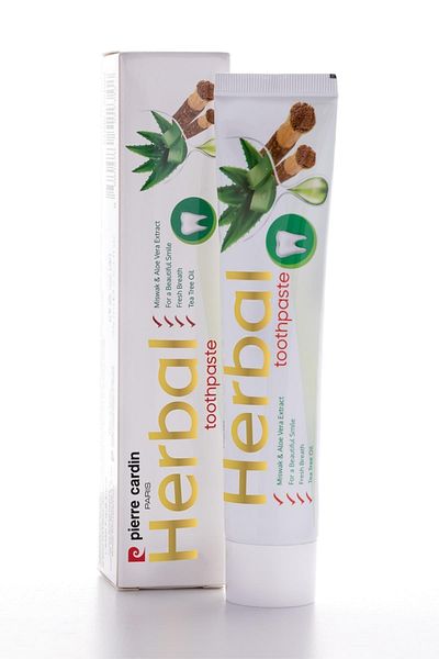 Pierre Cardin Aloe Vera & Miswac & Tea Tree Extract Herbal Toothpaste - 75 Ml