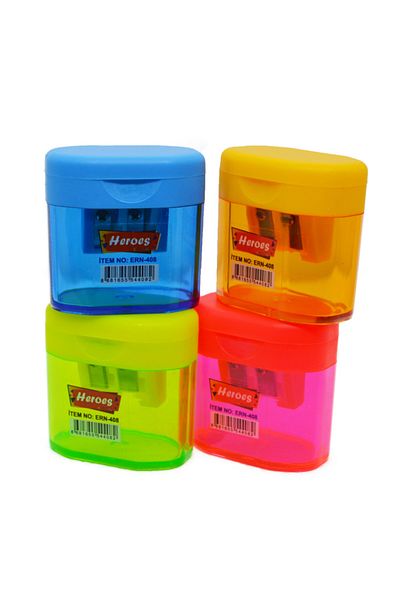 Kids Like Set de 4 bucăți Heroes cu lamă dublă pentru ascuțit creion cu cameră