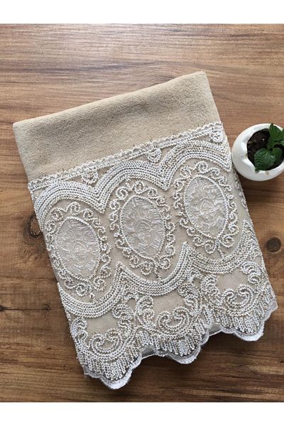 Çeyiz Bahçesi Кадифена кърпа Saray Cappuccino