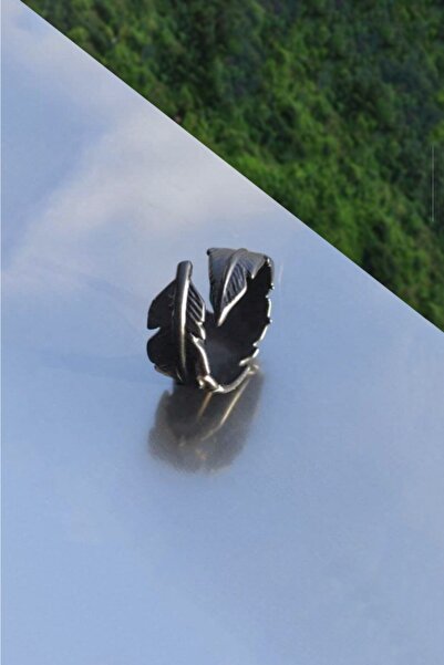 The Collection Tüy Yaprak Figürlü Ayarlanabilir Siyah Erkek-kadın Yüzük