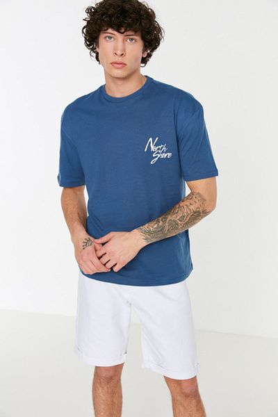 Trendyol Collection Bavlněné tričko Indigo Crew Neck Printed Wide Cut - Tmnss20Ts1099