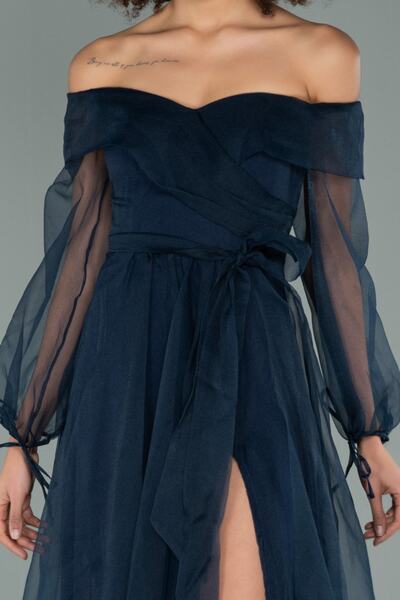 Abiyefon Темно-синя вечірня сукня з декольте на нозі та рукавом-балон