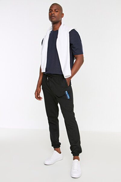 Trendyol Collection Κείμενο εμπριμέ μαύρο φούτερ - Ελαστικό πόδι, κορδόνι TMNSS22EA0147