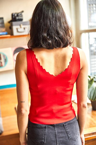 Olalook Women's Red Ladder Collar Crop Knitwear Blouse BLZ-19001800