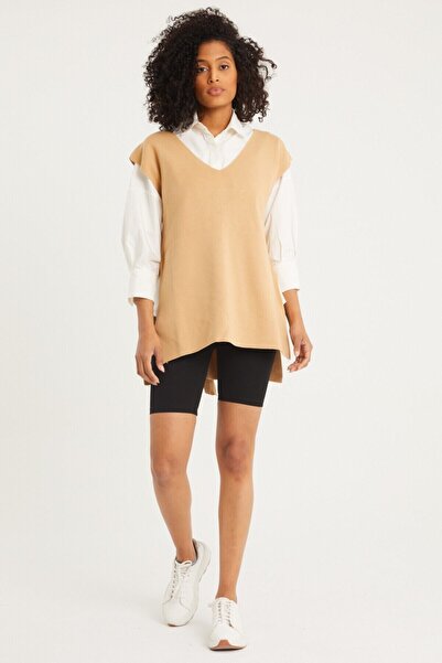 Resk fashion Дамски бежов пуловер с V-образно деколте, колан и дълъг трикотажен десен