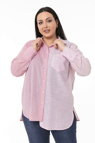 DISENTIS MODEST Ροζ πουκάμισο με ασύμμετρη εφαρμογή - Plus Size με σχισμές μανσέτες και ρίγες σε ρόμπα