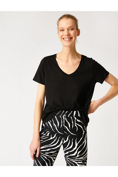 Koton Tricou de bază cu mânecă scurtă cu decolteu