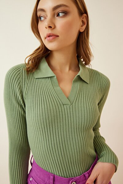 BizChic Women's Green Polo Collar Diamond Knit Short Sleeve Pullover Sweater
