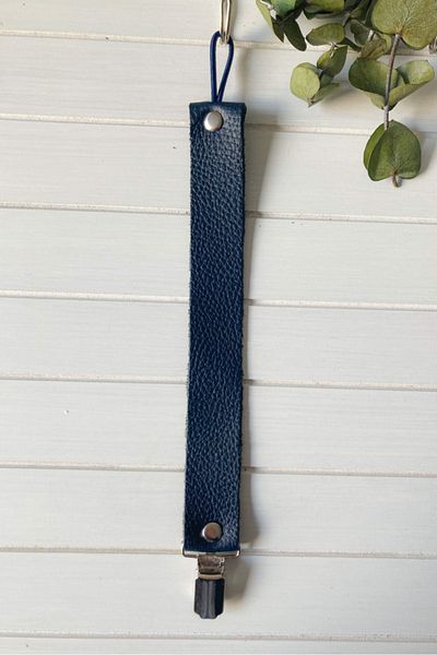 Li Puna Navy Blue Leather Protected Metal Clip Pacifier Strap Lpemzk06