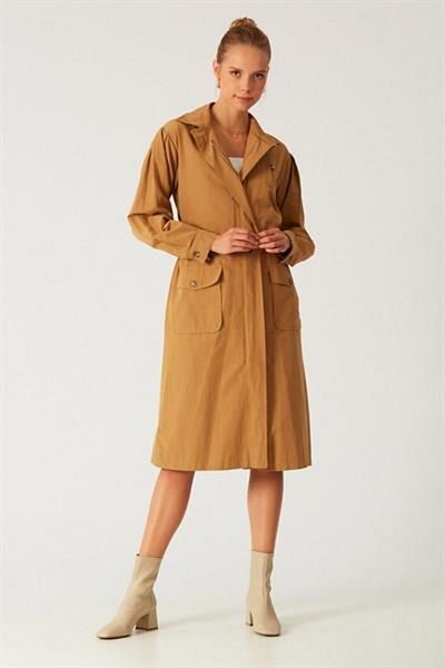 Giyim Dünyası Women's Pocketed Belted Trench Coat Camel