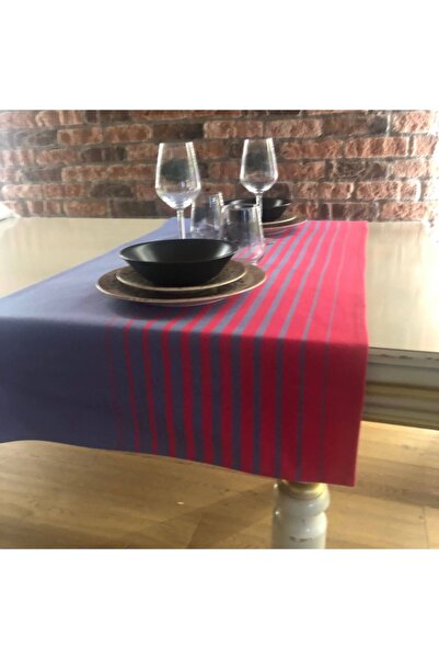 Dost مفرش طاولة مخطط