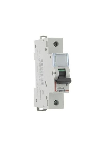 Legrand Type B 4.5Ka Vending Machine - Pack of 10 606177