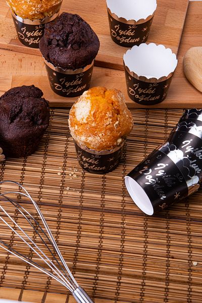 Huzur Party Store Silver Gilded Black 12-Piece Cake Mold with Happy Birthday Written in the Oven, 6.5x5 Cm Muffin Cupcake