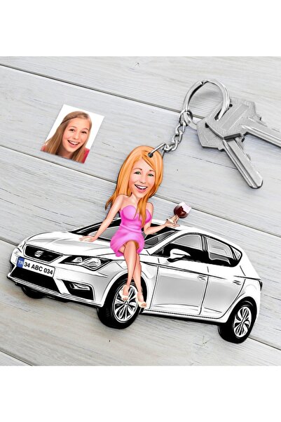 Bk Gift Kişiye Özel Bayan Seat Leon Figürlü Plakalı Ahşap Karikatür Anahtarlık-1