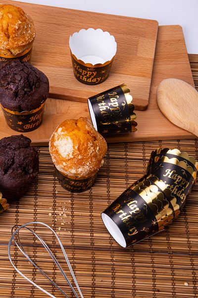 Huzur Party Store Gold Gilded Black 12-Piece Cake Mold Happy Birthday Written 6.5x5 Cm Muffin That Does Not Disintegrate in the Oven