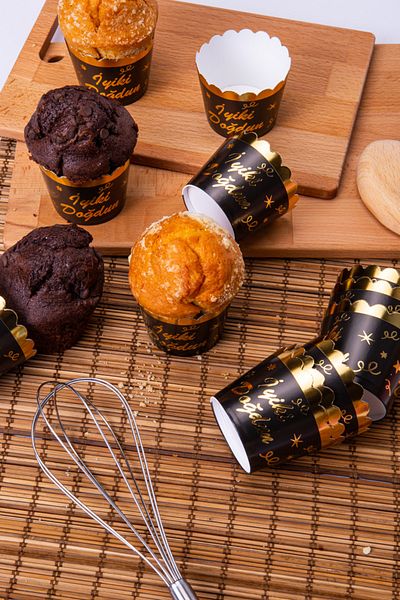 Huzur Party Store Gold Gilded Black 12-Piece Cake Mold Happy Birthday Written 6.5x5 Cm Muffin Cupcake That Does Not Disintegrate in the Oven