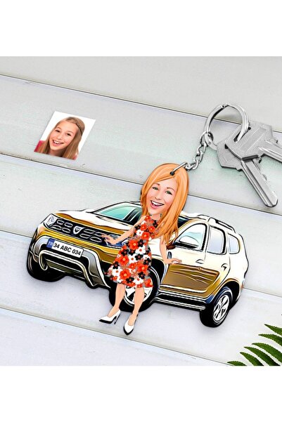 Bk Gift Kişiye Özel Bayan Dacia Duster Figürlü Plakalı Ahşap Karikatür Anahta...
