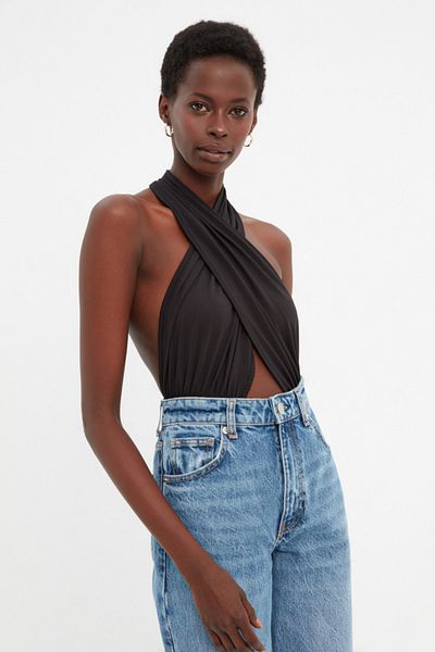 Trendyol Collection Μαύρος σταυρός λαιμόδεσμος μέσης χαμηλής περικοπής Stretch snap πλεκτό σώμα TWOAW22BD0023