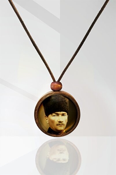 Tahtakolik Mustafa Kemal Atatürk Wooden Necklace