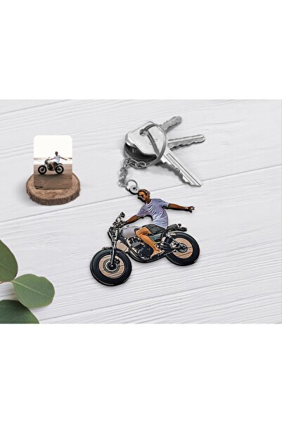 Bk Gift Kişiye Özel Tam Boy Motosikletli Adam Karikatürlü Ahşap Anahtarlık-1