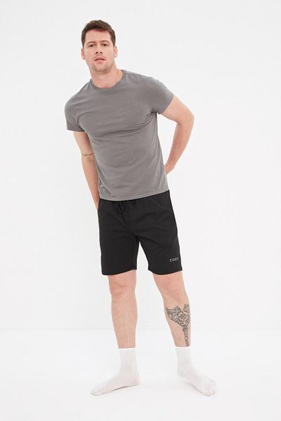 Trendyol Collection Black Regular/Normal Cut Printed Shorts TMNSS22SR0434