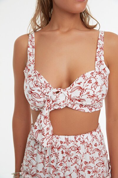 Trendyol Collection Ekrü virágmintás öv részletes strand felső és alsó készlet TBESS22AU0208