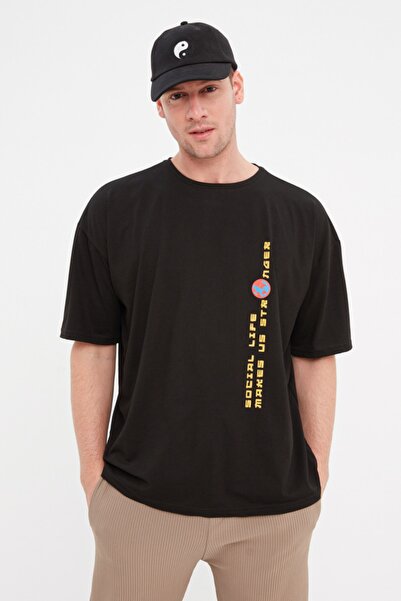 Trendyol Collection Oversize/široký střih, 100% bavlna, výstřih, krátký rukáv, zadní strana potištěné tričko TMNSS22TS0286