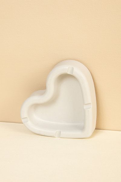 Handmeight CONCRETE Gray Color Heart Ashtray / Ashtray
