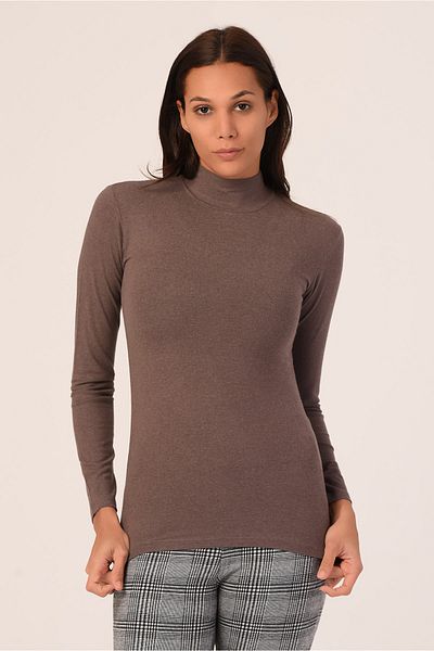 DISENTIS MODEST Body cu gât de viscoză de culoare nisip - Design pe jumătate din lână de pescar