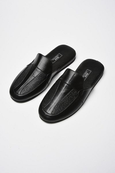GC Men's Black House Slippers