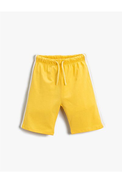 Koton Basic gestreifte Shorts aus Baumwolle mit Spitzenbund
