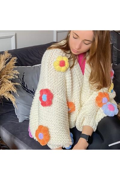 ORGANICMIRA Kadın Beyaz Çok Renkli Çiçekli Beyaz Hırka Oversize Crop Ceket Kalın Salaş Ceket Çiçek Desenli